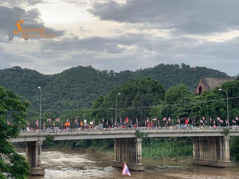 מלון Mae Ai Saranya River House สรัญญาริเวอร์เฮาส์ מראה חיצוני תמונה