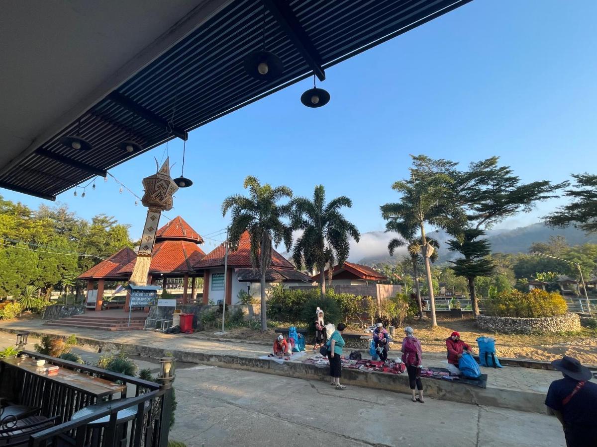Mae Ai Saranya River House สรัญญาริเวอร์เฮาส์ מראה חיצוני תמונה